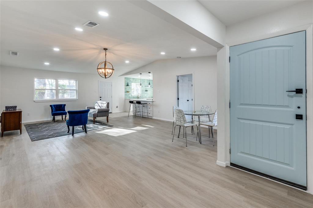 Bonanza Ln, Dallas, TX 75211