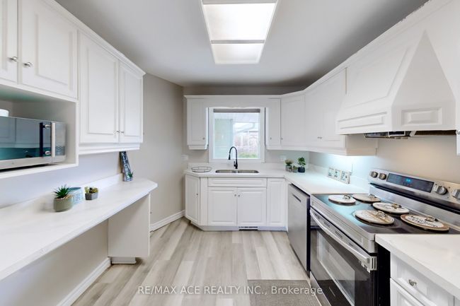 696 Norfolk St N, House other with 5 bedrooms, 3 bathrooms and 4 parking in Simcoe ON | Image 13