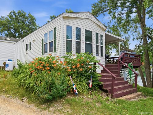 328-10001 E Goodall Rd, Durand, MI, 48429-9744 | Card Image
