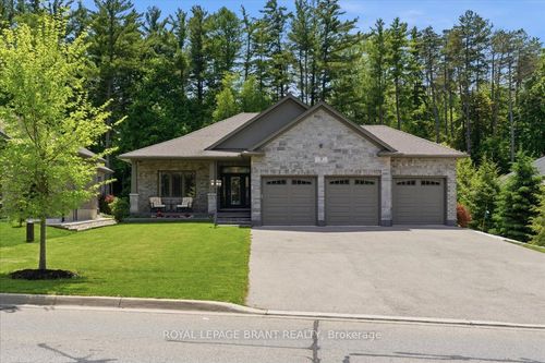 4 Lynndale Road, Norfolk, ON, N3Y0E2 | Card Image