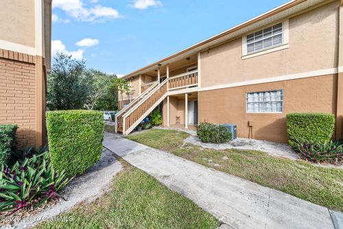 225 Bristol Ln, MELBOURNE, FL, 32935-1406 | Card Image