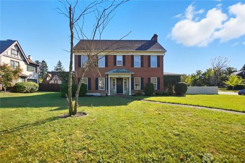 2002 N Fountain Blvd, Springfield, OH, 45504-1172 | Card Image