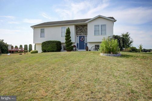 1282 Courtney Dr, CHAMBERSBURG, PA, 17201-7837 | Card Image