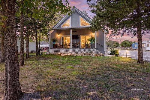 17 Timber Valley Dr, Linn Valley, KS, 66040-5216 | Card Image