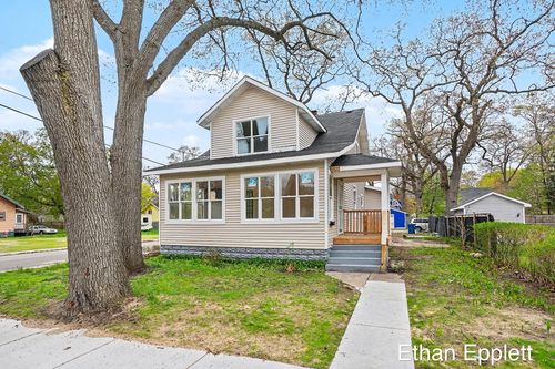 2837 5th St, Muskegon Heights, MI, 49444-2019 | Card Image