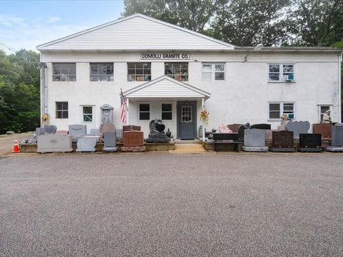 4 Chase Hill Rd, Ashaway, RI, 02804-2223 | Card Image