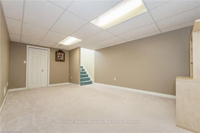 14 Currie Dr, House other with 5 bedrooms, 3 bathrooms and 6 parking in Morriston ON | Image 37