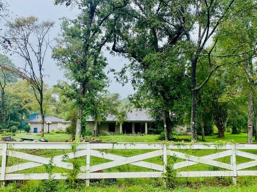 14212 Horseshoe Bnd, Conroe, TX, 77384-3522 | Card Image