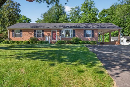113 Kenbridge Place, Lynchburg, VA, 24502 | Card Image