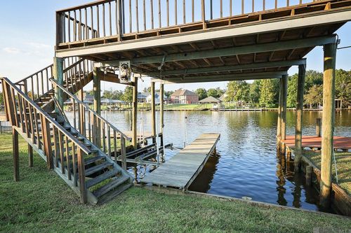 11408 River Highlands Dr, Saint Amant, LA, 70774-5021 | Card Image