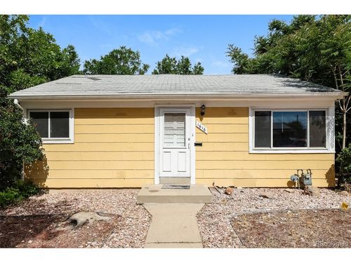 1616 Newark St, Aurora, CO, 80010-2626 | Card Image