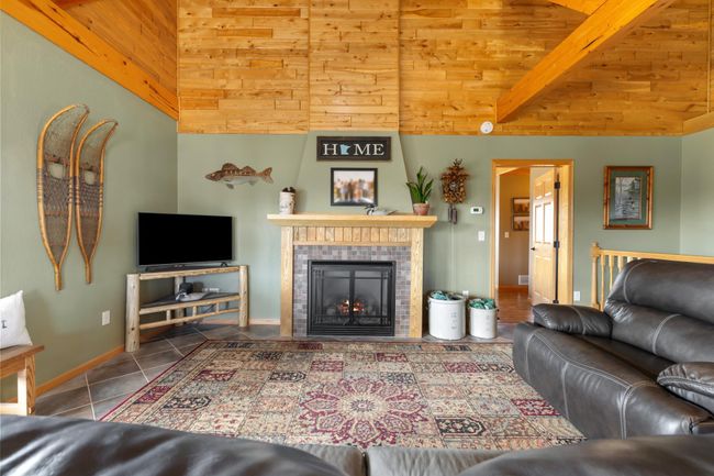 Gas Fireplace.jpg | Image 7