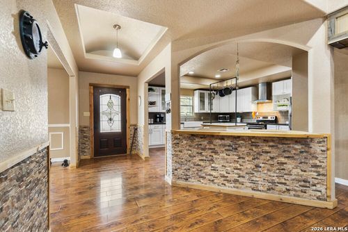 426 Private Road 1512, Bandera, TX, 78003-4724 | Card Image