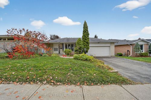 233 Rose St, Barrie, ON, L4M2V3 | Card Image