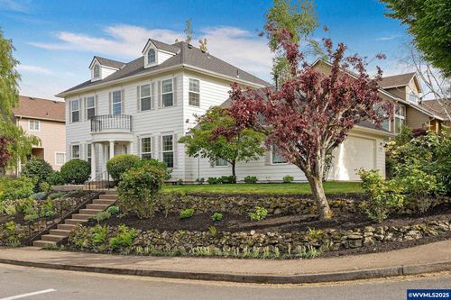 586 Valderama Ave Se, Salem, OR, 97306-9365 | Card Image