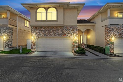 7819 S Spruce Tree Ln, Sandy, UT, 84094-1621 | Card Image