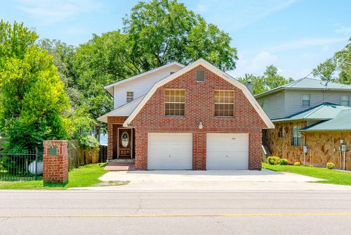 1437 E Lake Drive, Weatherford, TX, 76087 | Card Image
