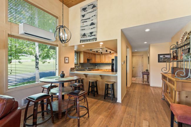 Lots of natural light | Image 14