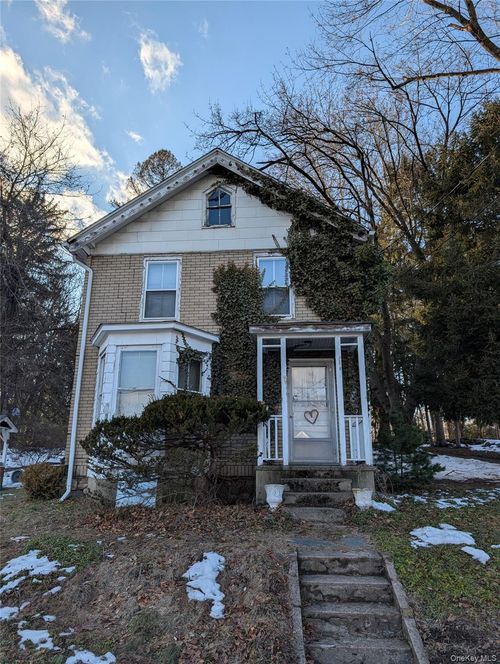 375 Route 304, Nanuet, NY, 10954-1626 | Card Image