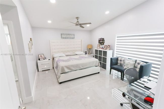 3813 Sw 149 Th Pl, House other with 4 bedrooms, 3 bathrooms and null parking in Miami FL | Image 23
