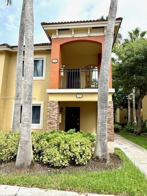 unit-204-985 Ne 33rd Ter, Homestead, FL, 33033-5348 | Card Image