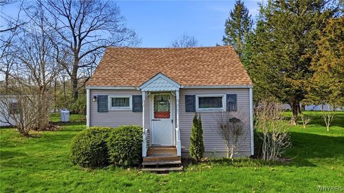 12939 Hillcrest Dr, Albion, NY, 14411-9010 | Card Image