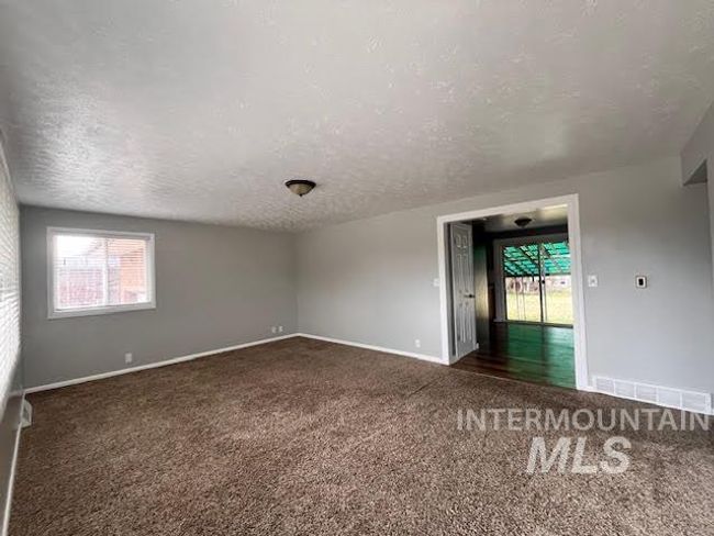 1818 E Terry St, House other with 6 bedrooms, 2 bathrooms and 4 parking in Pocatello ID | Image 32