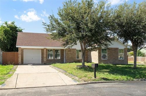2017 Grambling Ave, McAllen, TX, 78504-5786 | Card Image
