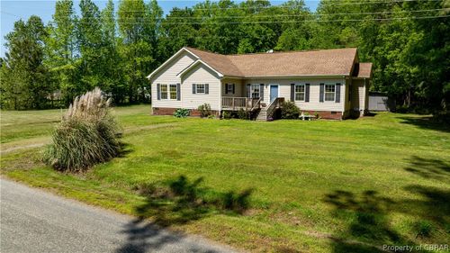 934 N River Rd, Bohannon, VA, 23021-2040 | Card Image