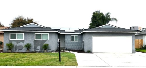 2612 Renn Ave, Clovis, CA, 93611-4564 | Card Image