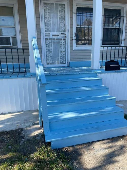 2939 Dearing St, Detroit, MI, 48212-2209 | Card Image