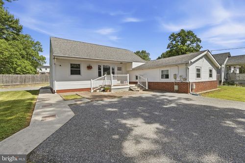 2411 Poplar Rd, BALTIMORE, MD, 21221-6129 | Card Image