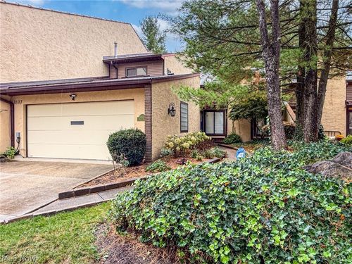 1897 Brookwood Drive, Akron, OH, 44313 | Card Image