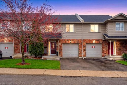 4-30 Bryan Crt, Kitchener, ON, N2A4J5 | Card Image