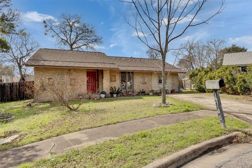 6700 Rockridge Ct, Austin, TX, 78744-5259 | Card Image