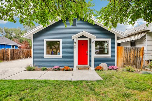 607 Garden Ave, Salt Lake City, UT, 84106-1338 | Card Image