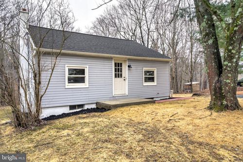 1831 Creek Rd, Glenmoore, PA, 19343-1609 | Card Image