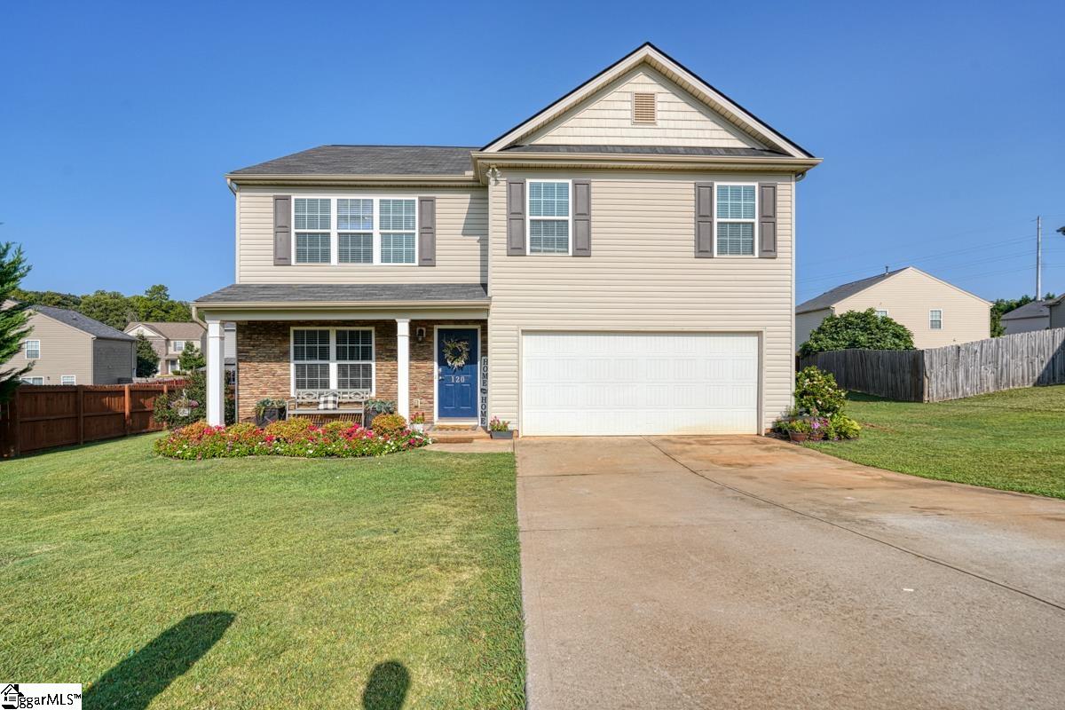 Hickory Knob Ln, Wellford, SC 29385