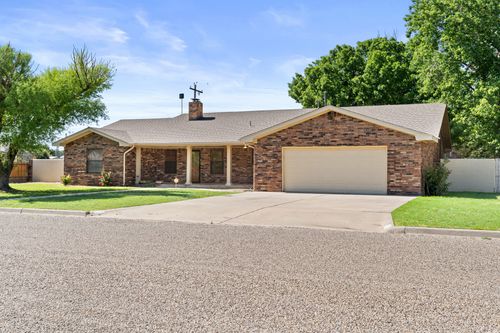 512 E 17th St, Portales, NM, 88130-9289 | Card Image