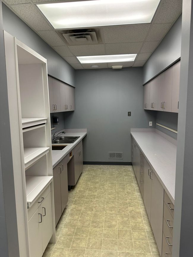 101 - 8080 Moorsbridge Rd, Home with 0 bedrooms, 0 bathrooms and 52 parking in Portage MI | Image 8