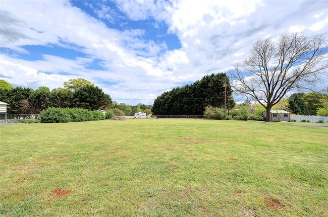 1118 N Highway 11, House other with 3 bedrooms, 2 bathrooms and null parking in West Union SC | Image 28