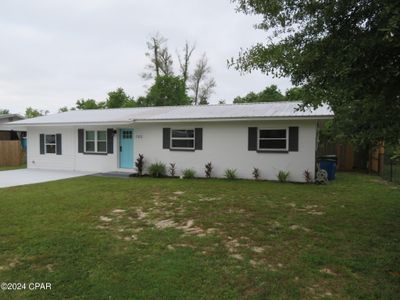 1312 Indiana, House other with 3 bedrooms, 2 bathrooms and null parking in Lynn Haven FL | Image 2