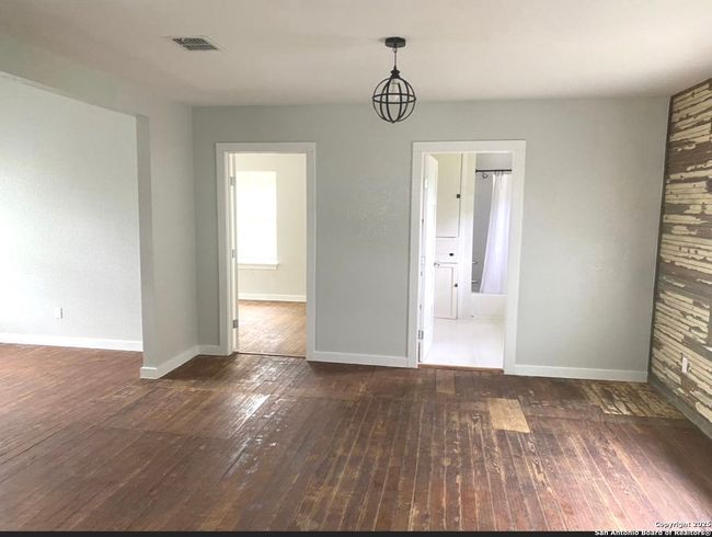 106 Weber St, House other with 2 bedrooms, 2 bathrooms and null parking in Poth TX | Image 6