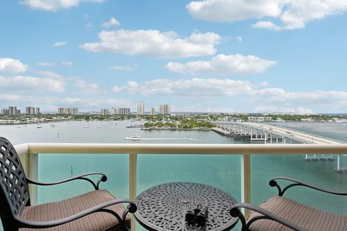 unit-1510-2640 Lake Shore Dr, RIVIERA BEACH, FL, 33404-4671 | Card Image
