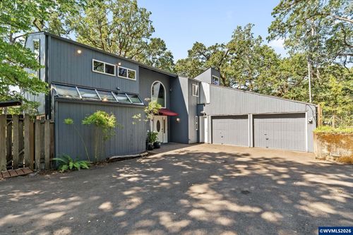 1360 Nw Forest Dr, Corvallis, OR, 97330-1704 | Card Image