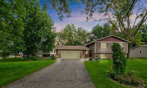 919 15th St Se, Forest Lake, MN, 55025-2014 | Card Image