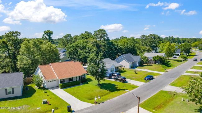719 Oak Branches Close, House other with 3 bedrooms, 2 bathrooms and 1 parking in Belville NC | Image 37