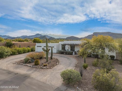 7839 N Sombrero Peak Dr, Tucson, AZ, 85743-6015 | Card Image