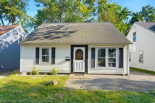 18614 Homeway Rd, Cleveland, OH, 44135-4024 | Card Image