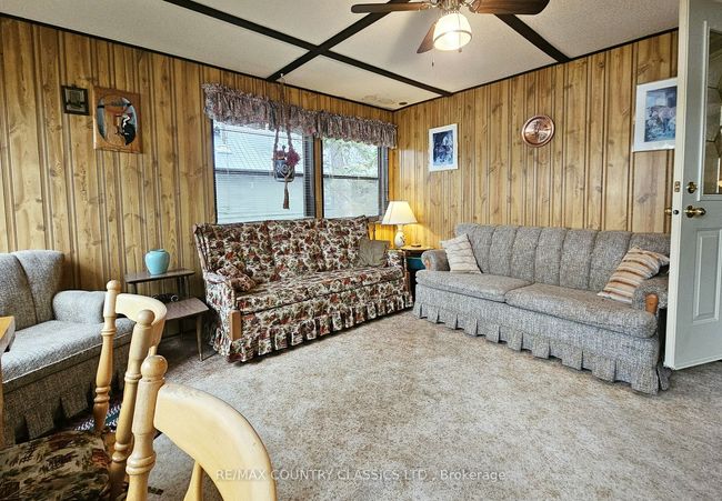 1282 Kamaniskeg Lake Rd, House other with 3 bedrooms, 1 bathrooms and 4 parking in Combermere ON | Image 25